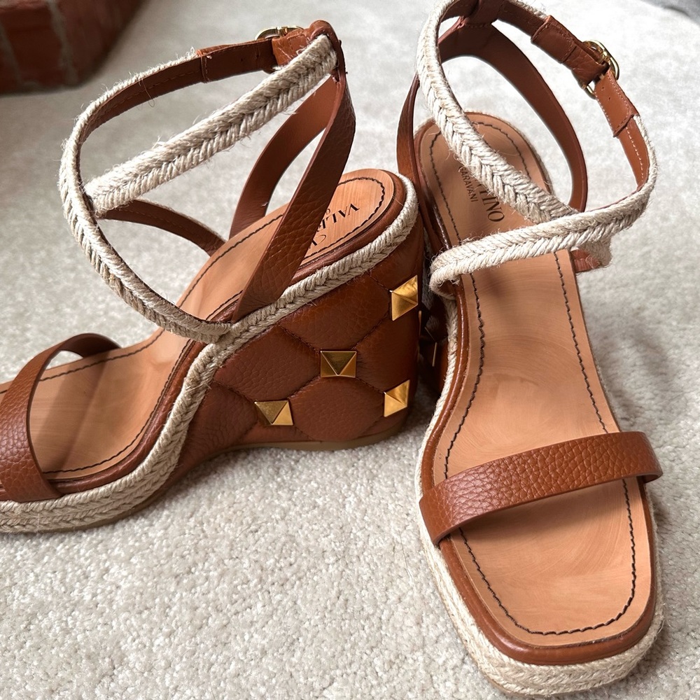 Valentino Roman Stud Wedges